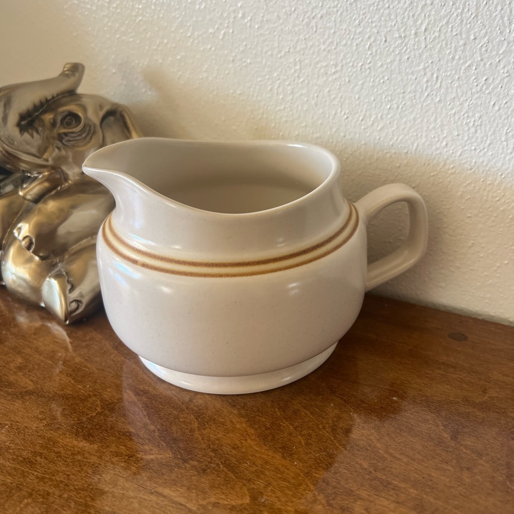 Vintage small pot